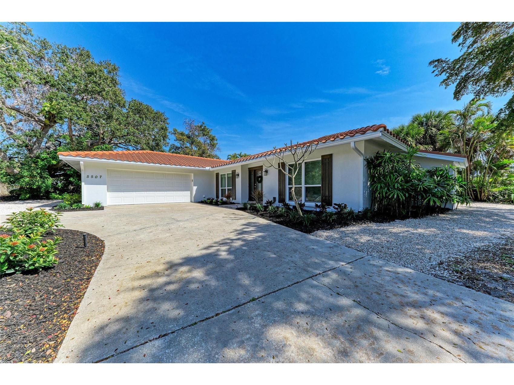 5507 Contento Drive Sarasota FL 34242 A4683288 image8