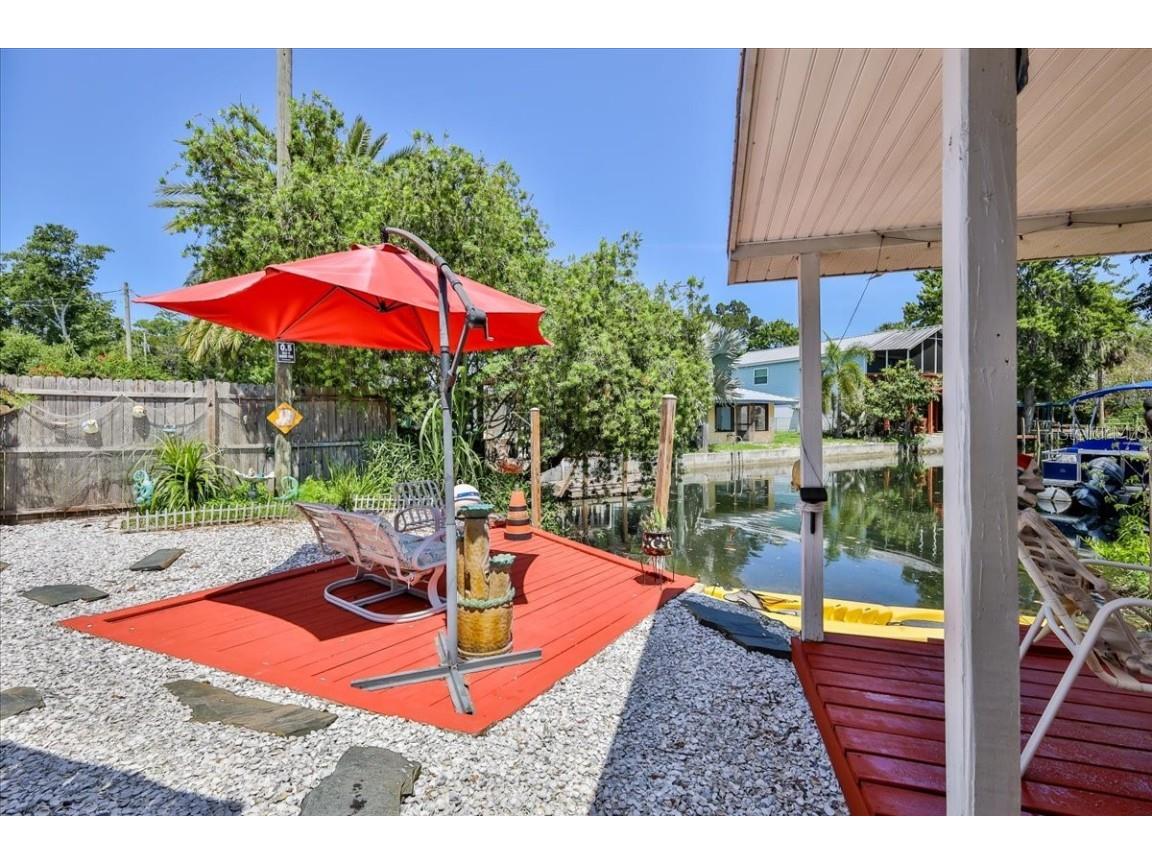 5507 Darlene Street Weeki Wachee FL 34607 - WEEKI WACHEE RIVER & GULF W7879938 image10