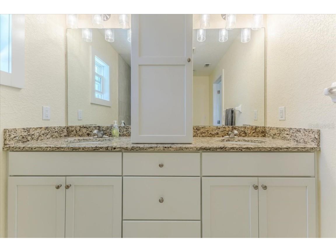 5507 Darlene Street Weeki Wachee FL 34607 - WEEKI WACHEE RIVER & GULF W7879938 image51