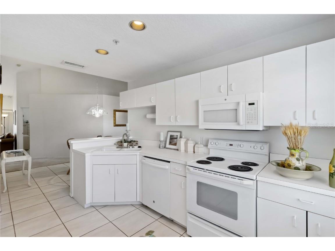 5507 Fair Oaks Street #3-C Bradenton FL 34203 A4666746 image14