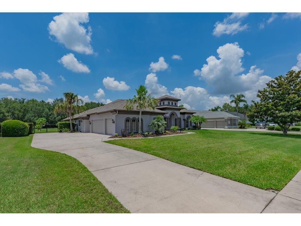 5507 Keeler Oak Street Lithia FL 33547 TB8479381 image3