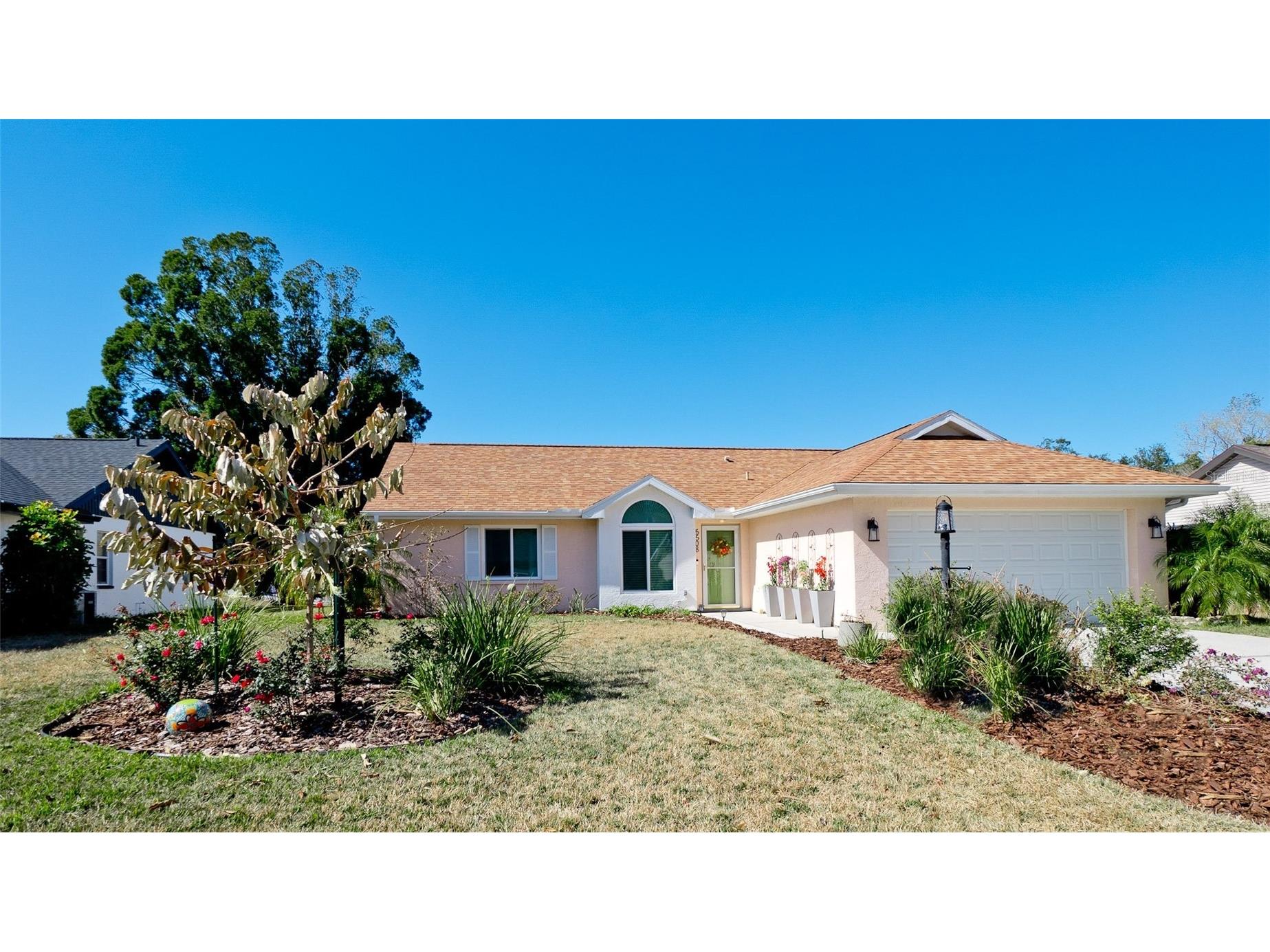 5508 35th Court E Bradenton FL 34203 A4681520 image1