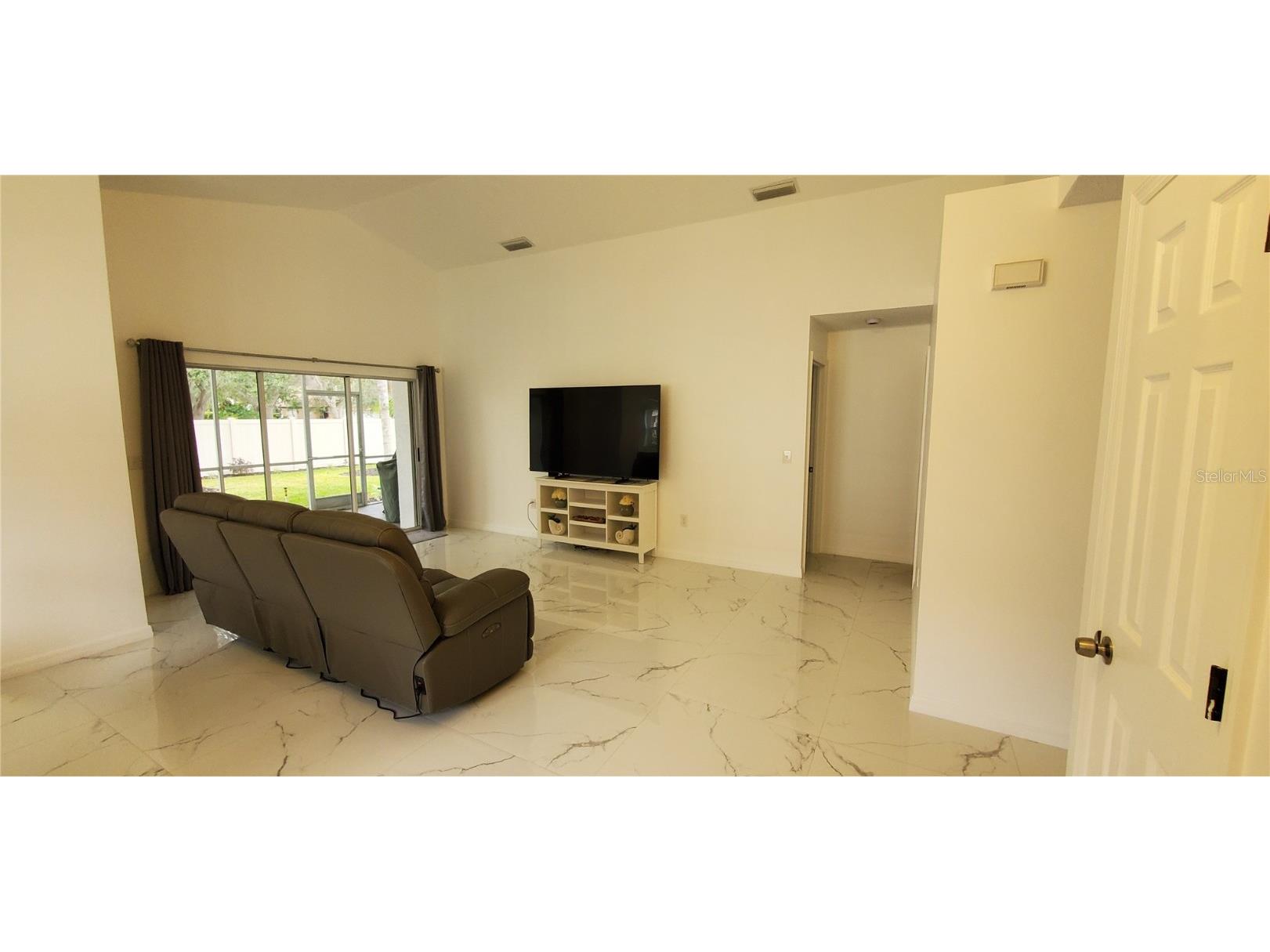 5508 83rd Terrace E Sarasota FL 34243 TB8437237 image7