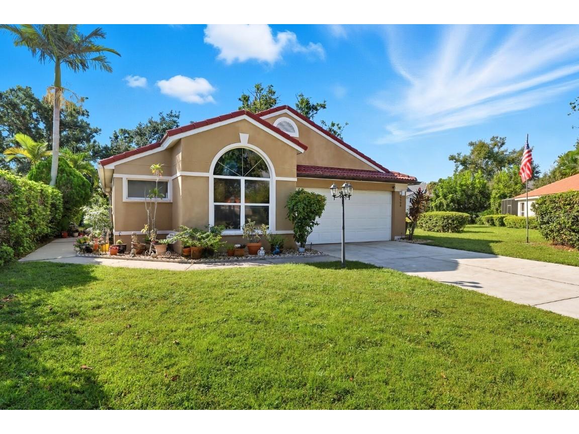 5508 Gardens Drive Sarasota FL 34243 A4666564 image1