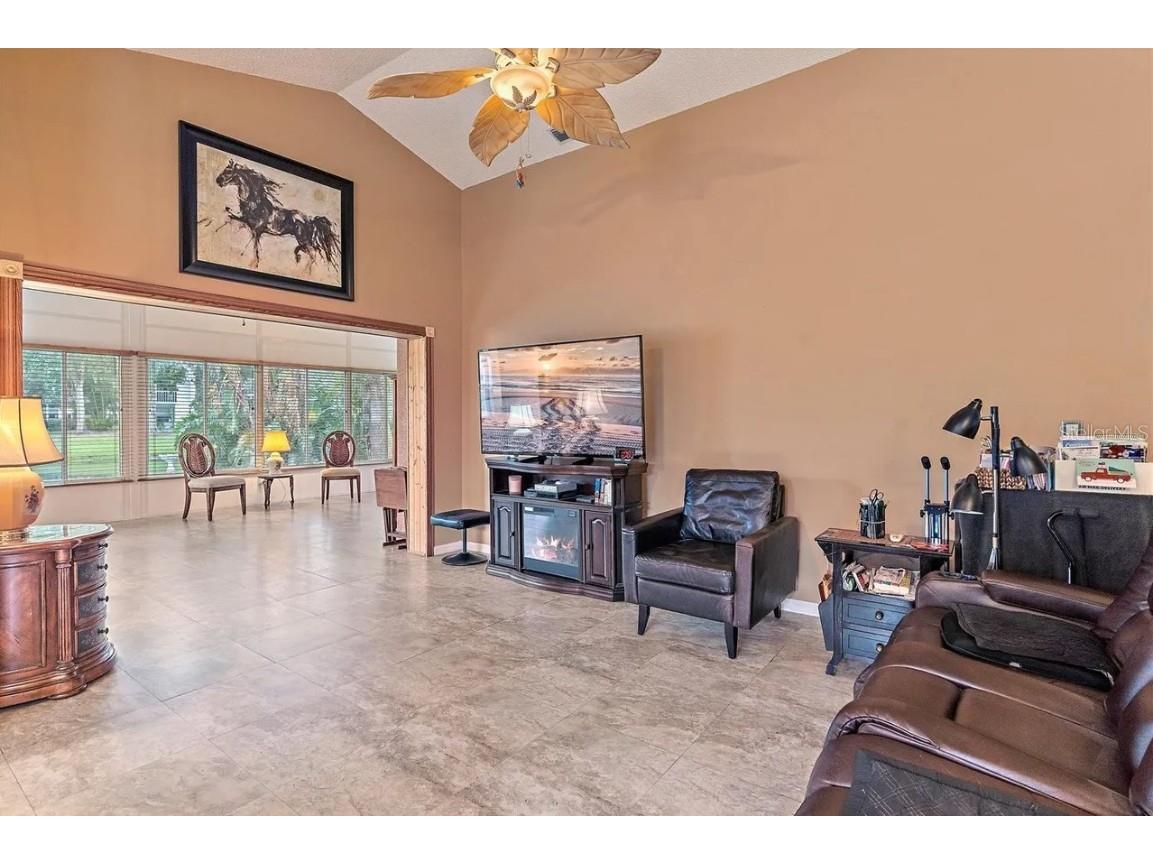 5508 Gardens Drive Sarasota FL 34243 A4666564 image12