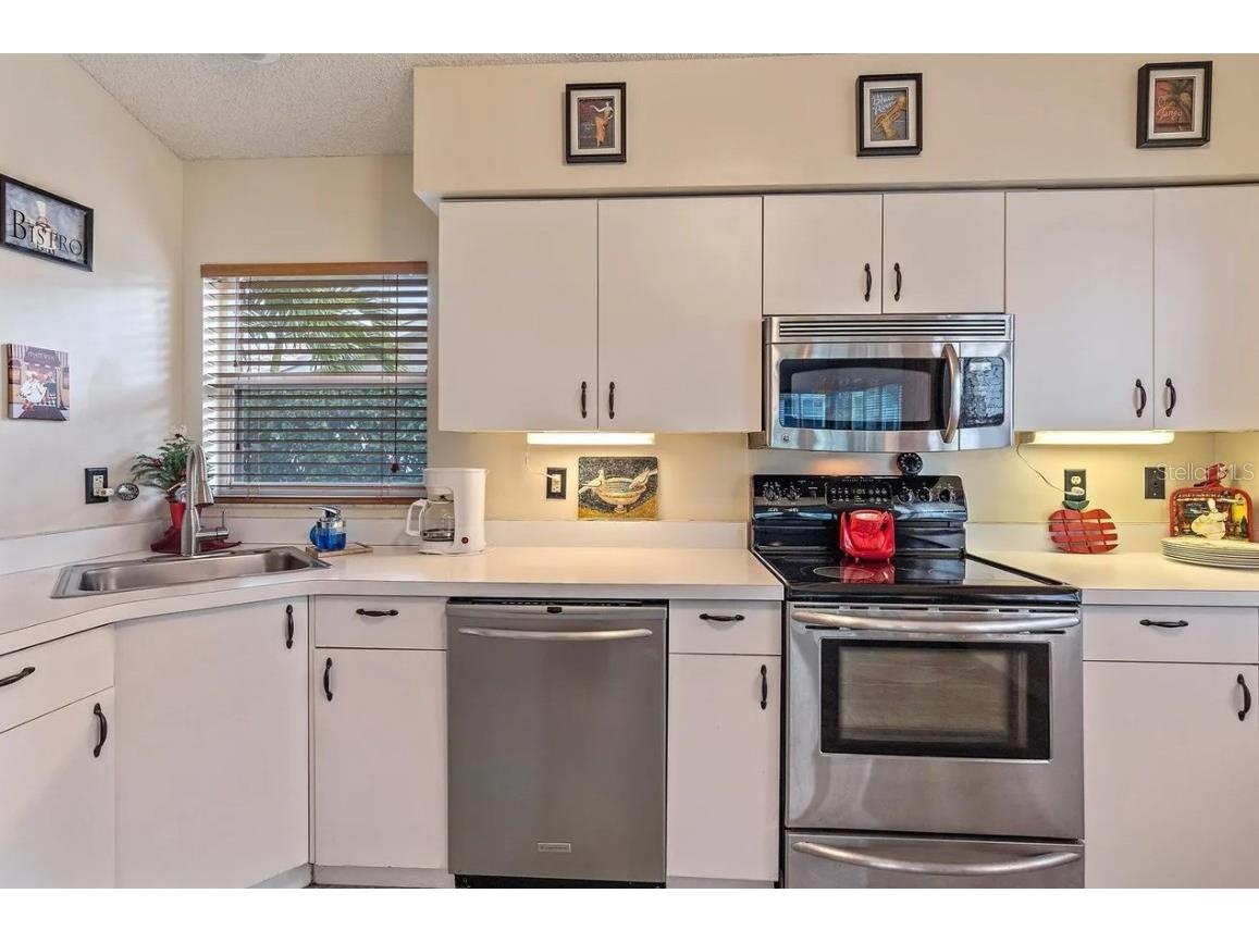 5508 Gardens Drive Sarasota FL 34243 A4666564 image23