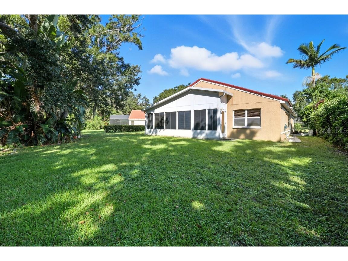 5508 Gardens Drive Sarasota FL 34243 A4666564 image8