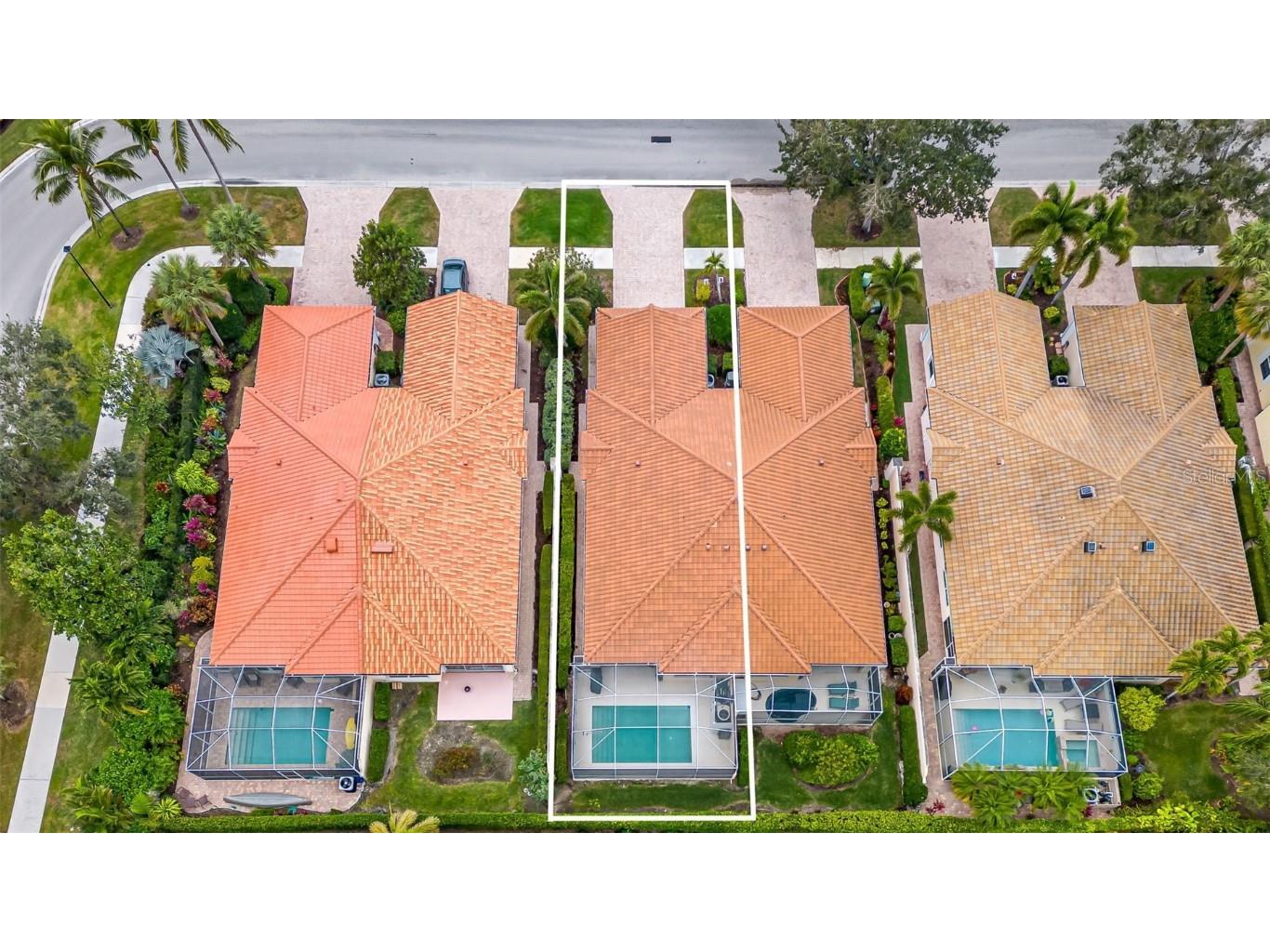 5508 Islandwalk Circle Naples FL 34119 C7503789 image1