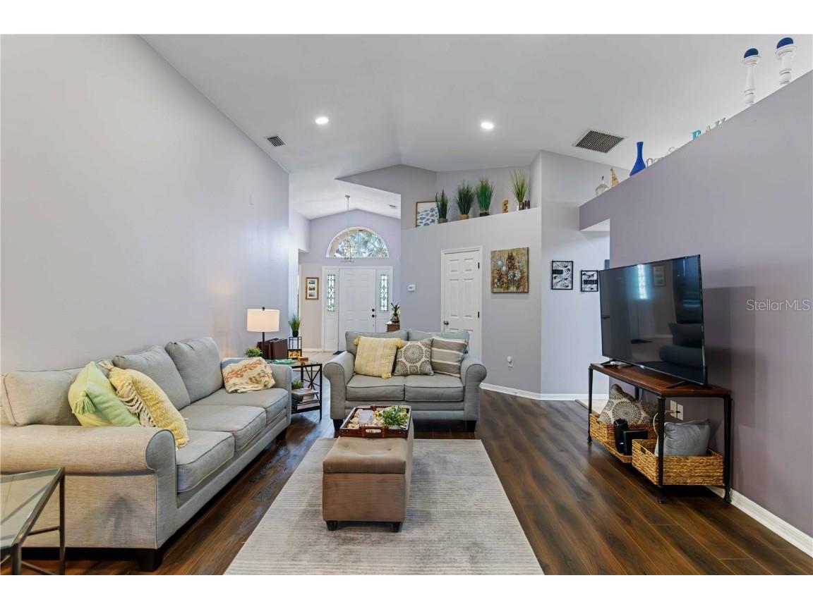 5509 83rd Terrace E Sarasota FL 34243 A4665040 image9