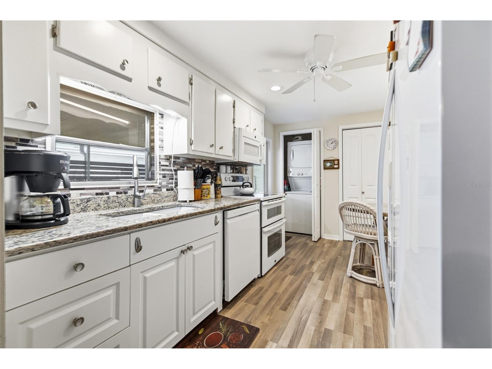 5509 Bermuda Court Bradenton FL 34207 A4687666 image2