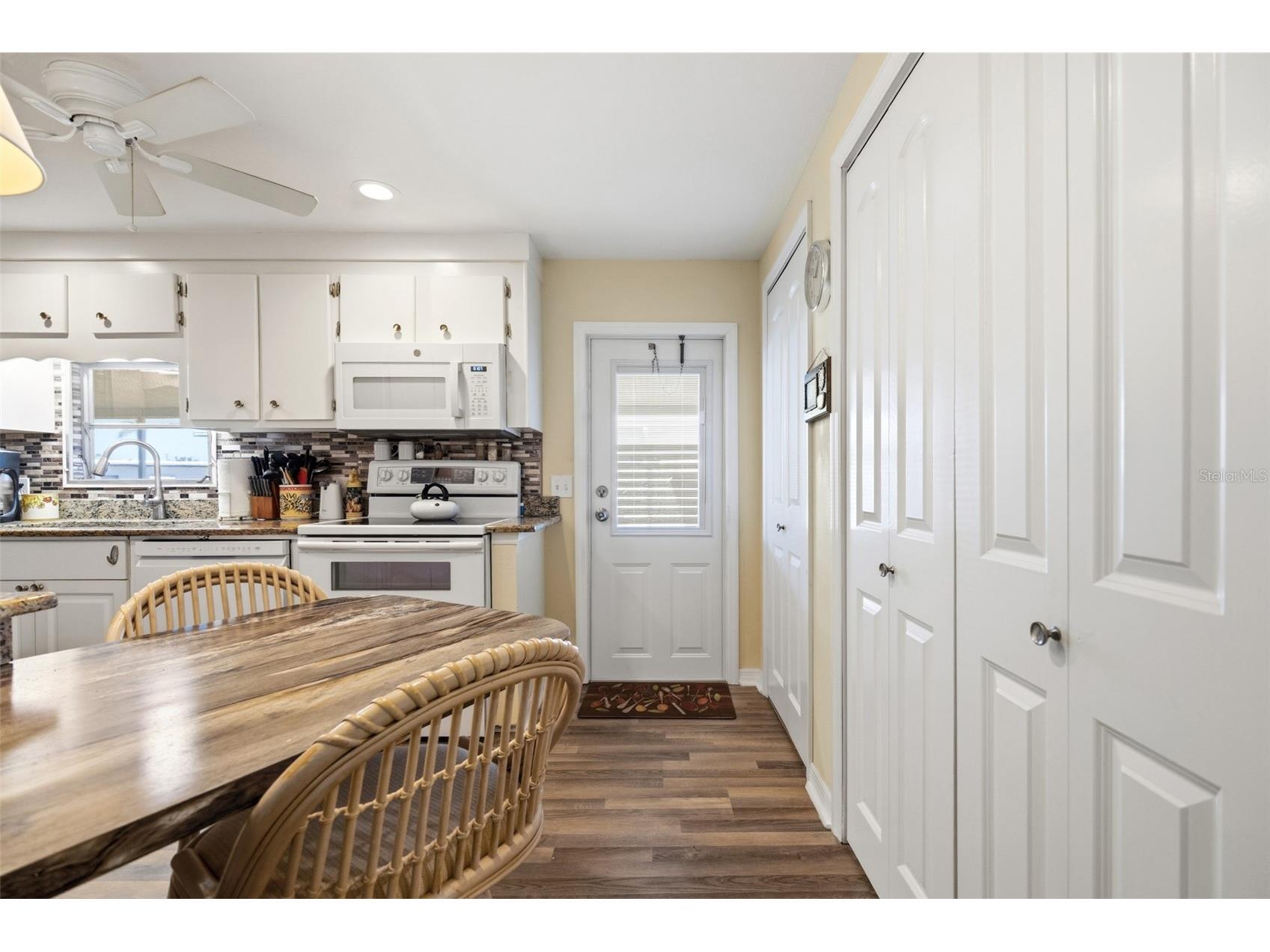 5509 Bermuda Court Bradenton FL 34207 A4687666 image3