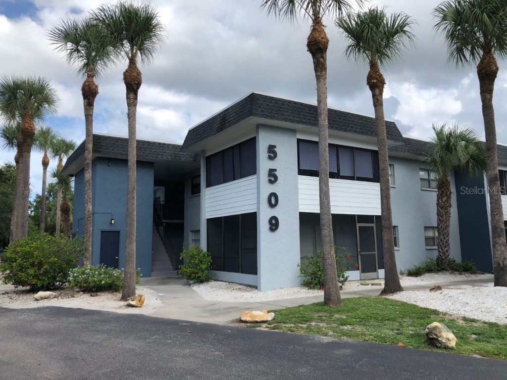 5509 Fountain Lake Circle #C205 Bradenton FL 34207 A4665162 image1