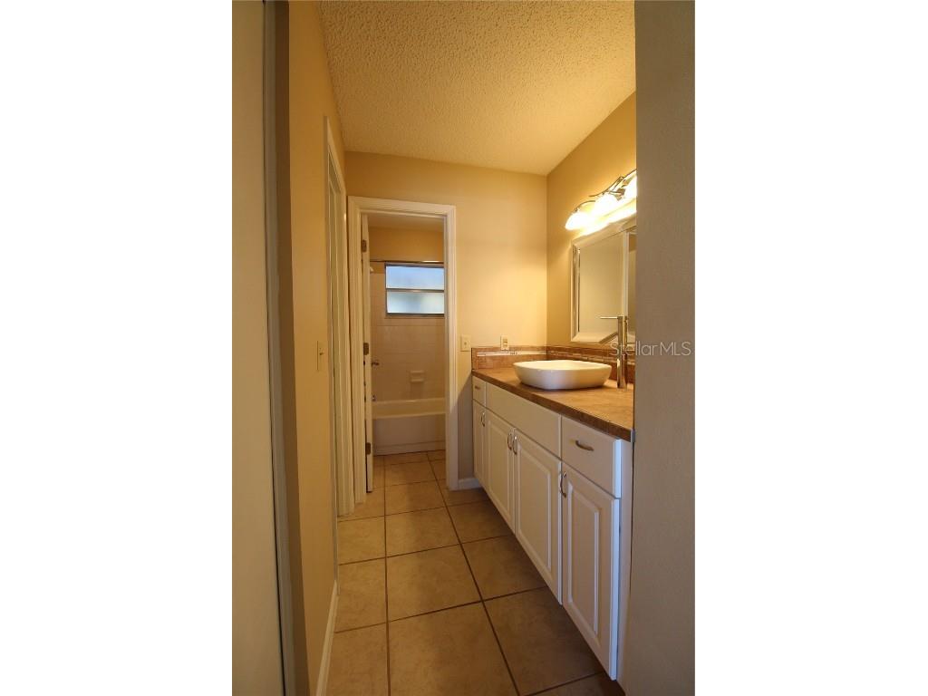 5509 Fountain Lake Circle #C205 Bradenton FL 34207 A4665162 image12