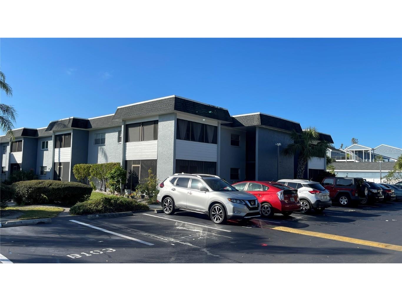 5509 Fountain Lake Circle #C207 Bradenton FL 34207 A4610409 image1