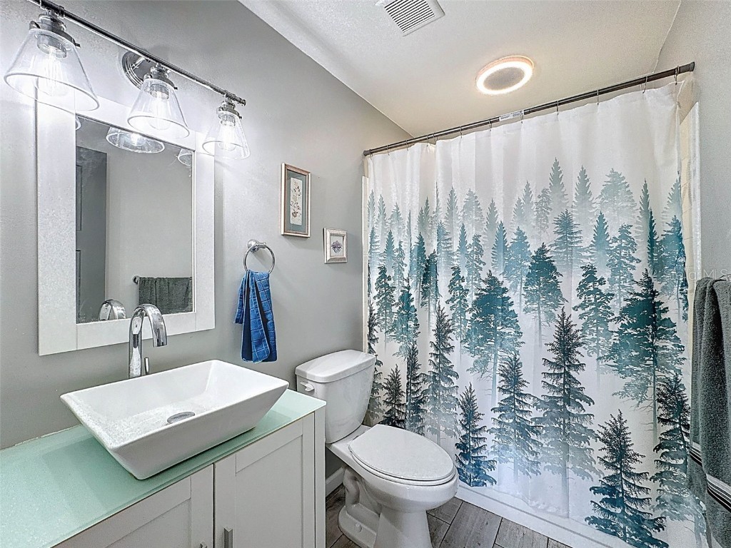 5509 Fountain Lake Circle #C209 Bradenton FL 34207 TB8376588 image24