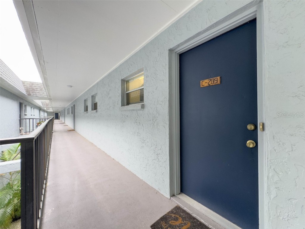 5509 Fountain Lake Circle #C209 Bradenton FL 34207 TB8376588 image32