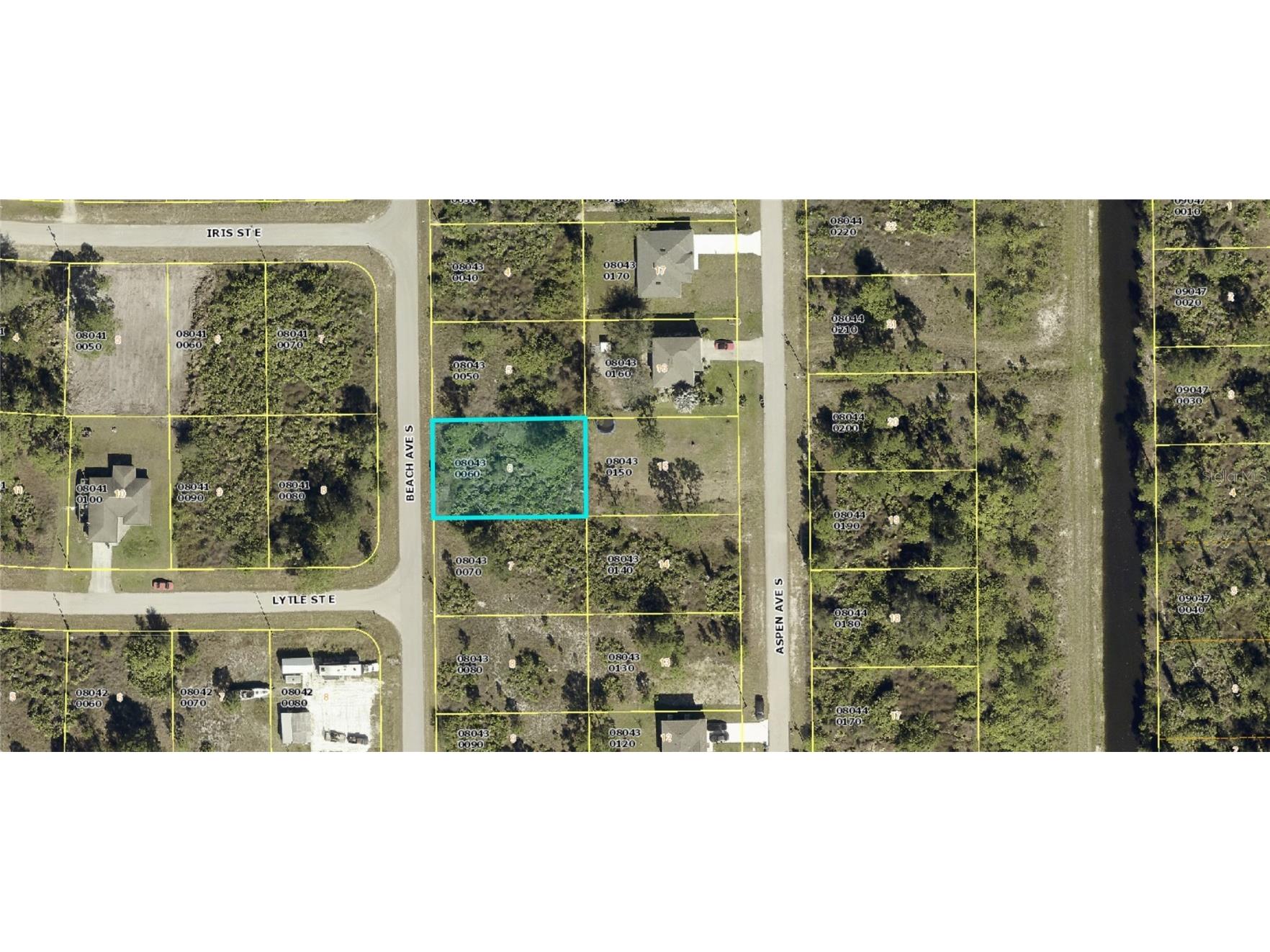 551 Beach Avenue S Lehigh Acres FL 33974 TB8450303 image1