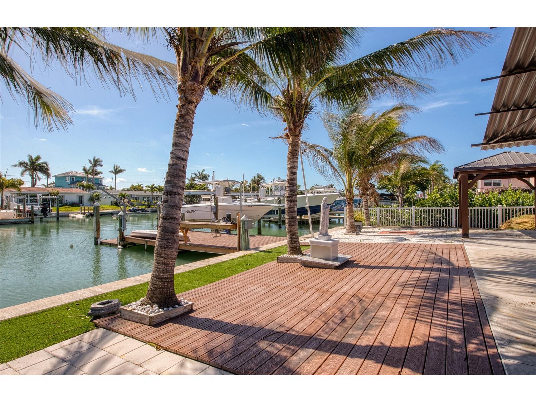 551 Crystal Drive Madeira Beach FL 33708 TB8500772 image11