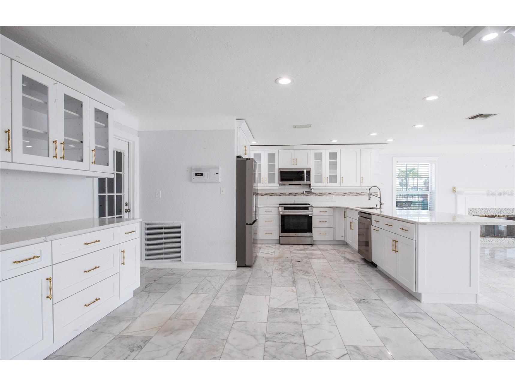 551 Crystal Drive Madeira Beach FL 33708 TB8500772 image24