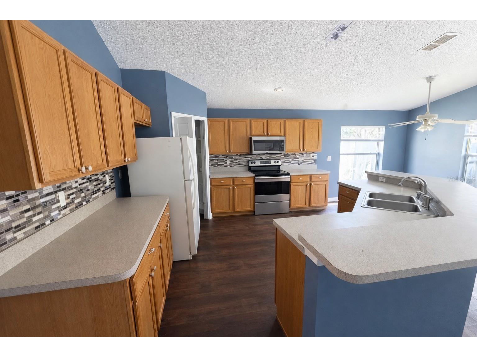 551 Lake Charles Drive Davenport FL 33837 S5143999 image4