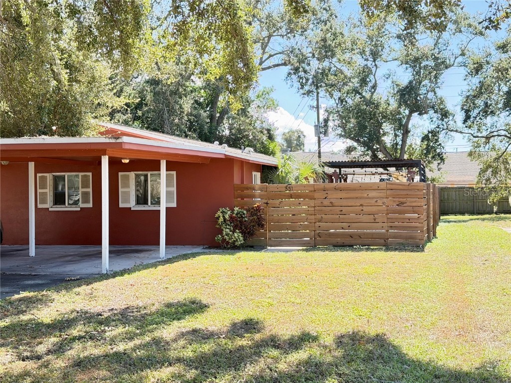 551 Laura Lane Dunedin FL 34698 TB8442531 image1