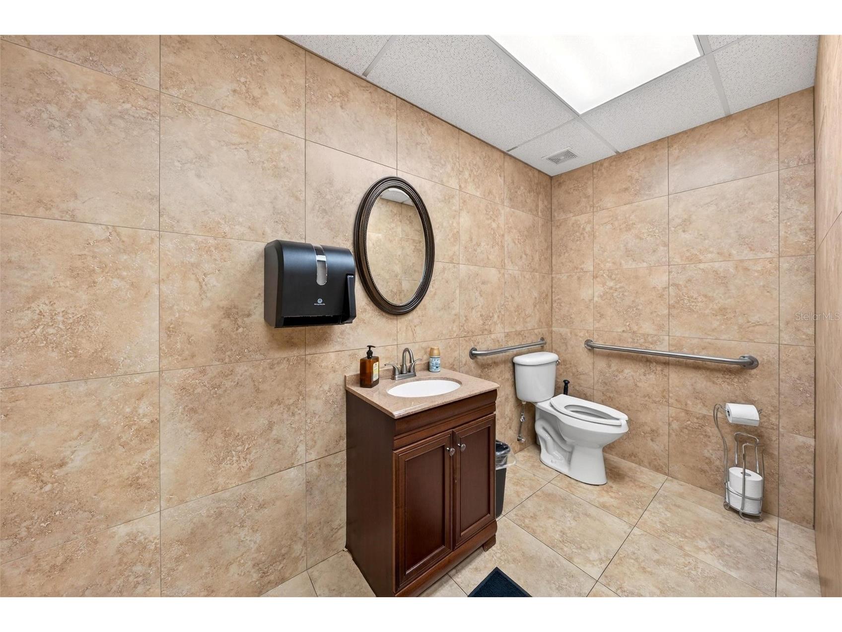 551 S Econ Circle Oviedo FL 32765 O6379157 image14
