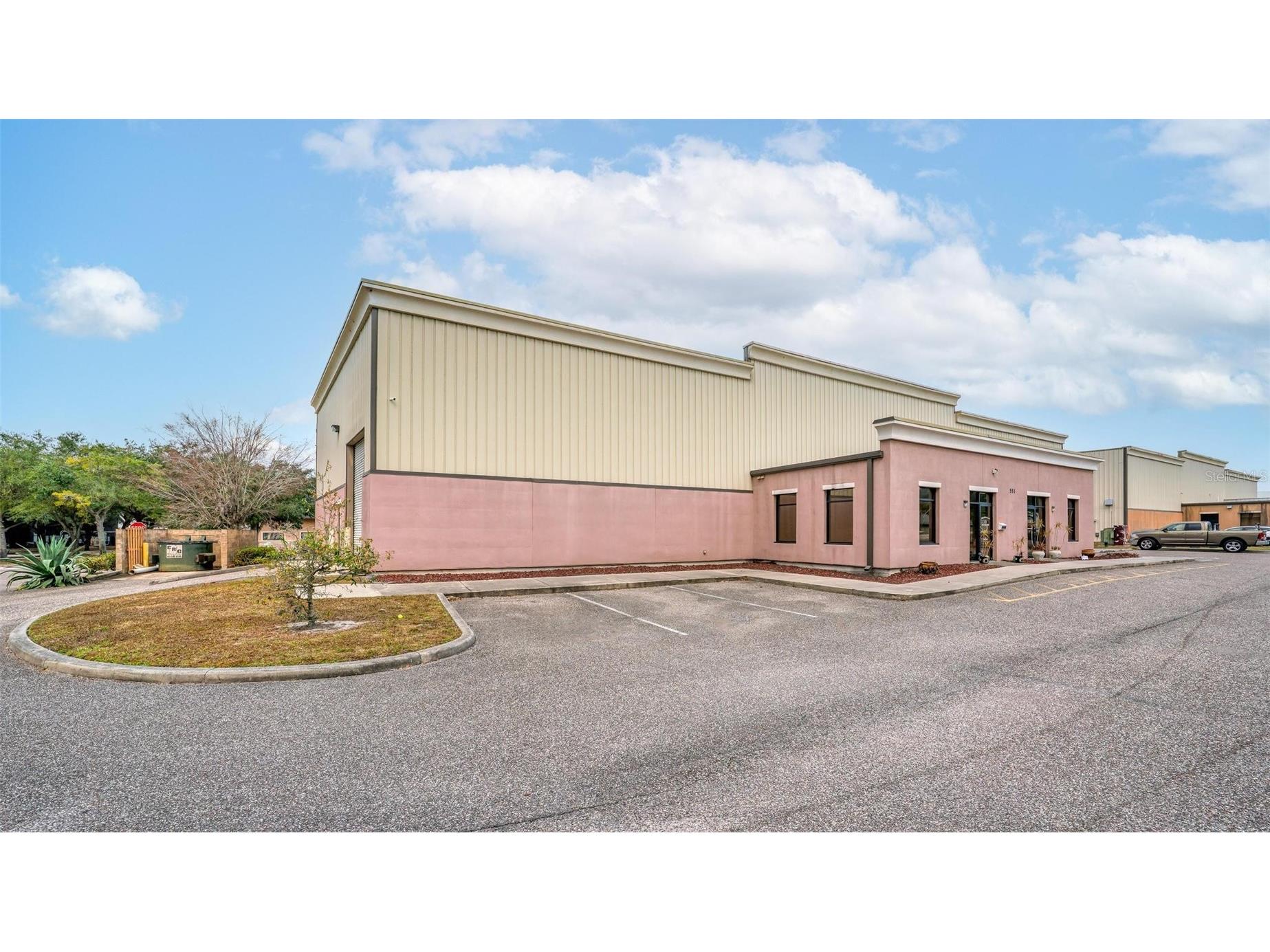 551 S Econ Circle Oviedo FL 32765 O6379157 image2