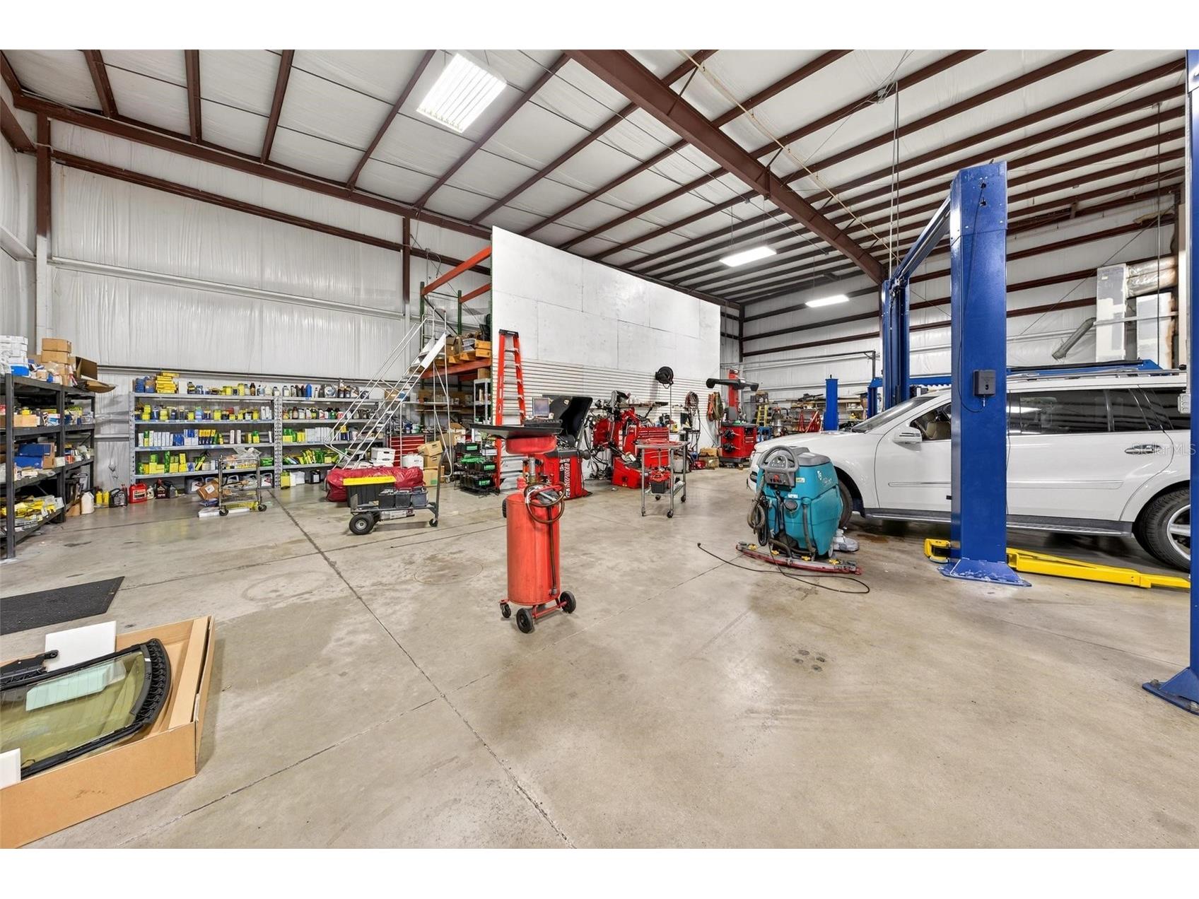551 S Econ Circle Oviedo FL 32765 O6379157 image25