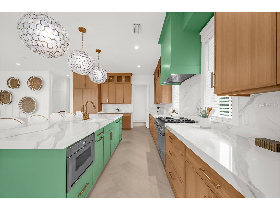 551 S Washington Drive Sarasota FL 34236 A4668634 image23