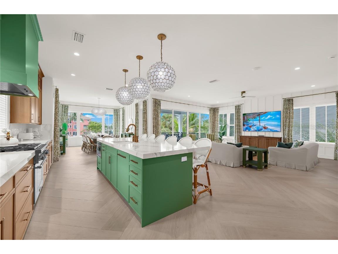 551 S Washington Drive Sarasota FL 34236 A4668634 image24