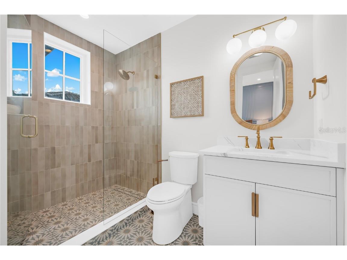 551 S Washington Drive Sarasota FL 34236 A4668634 image35