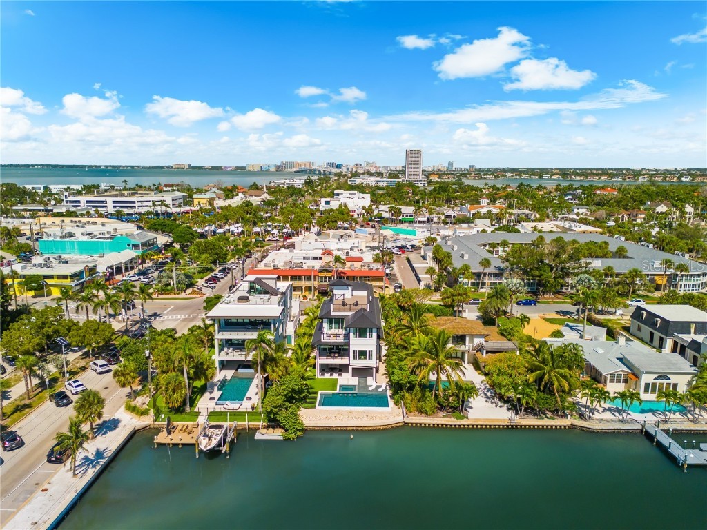 551 S Washington Drive Sarasota FL 34236 A4668634 image4