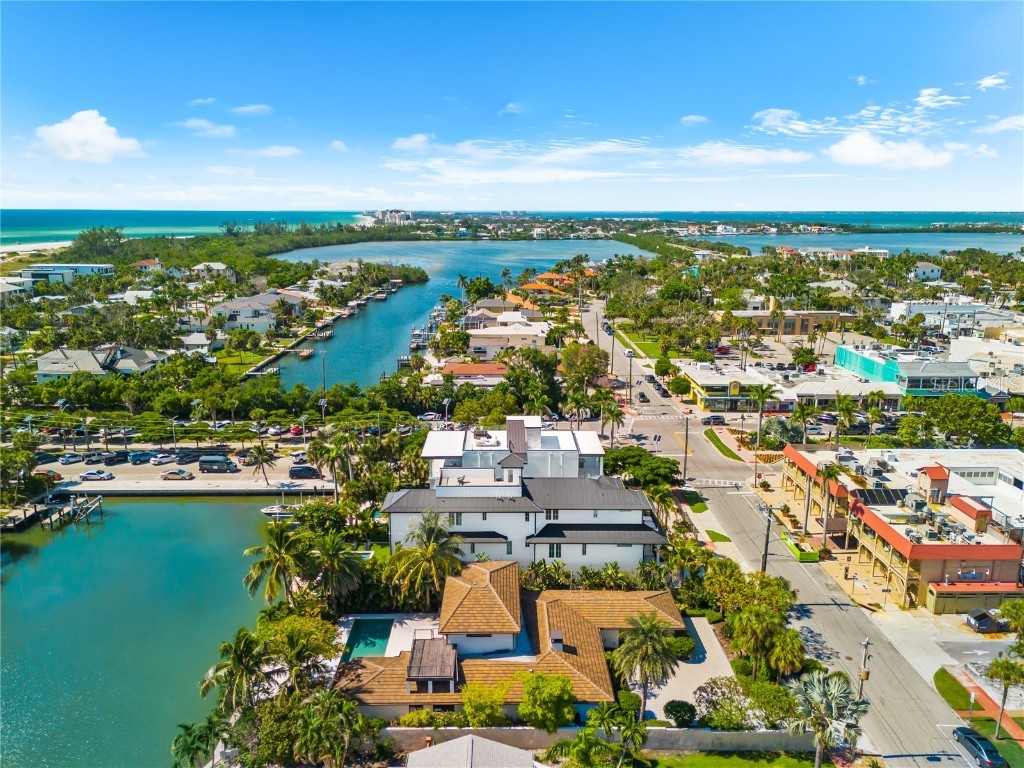 551 S Washington Drive Sarasota FL 34236 A4668634 image5