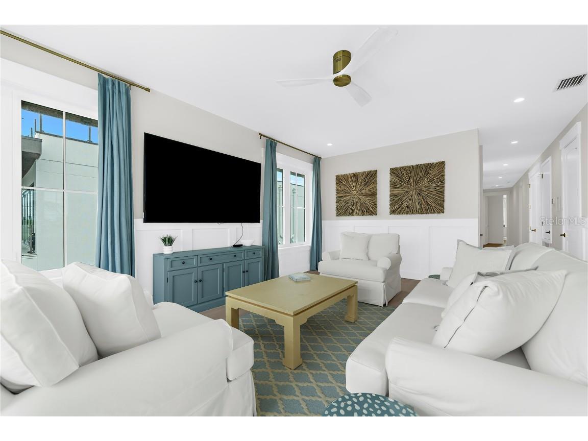 551 S Washington Drive Sarasota FL 34236 A4668634 image62