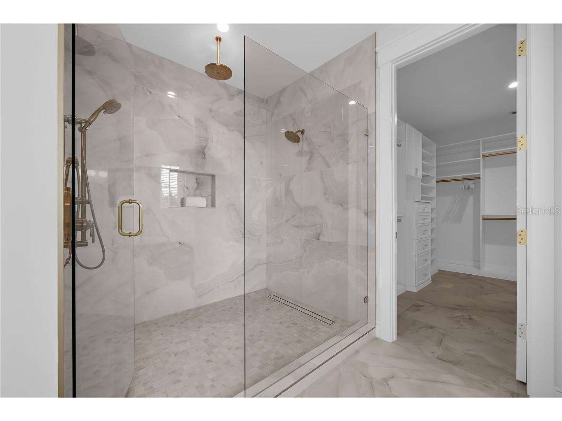 551 S Washington Drive Sarasota FL 34236 A4668634 image67