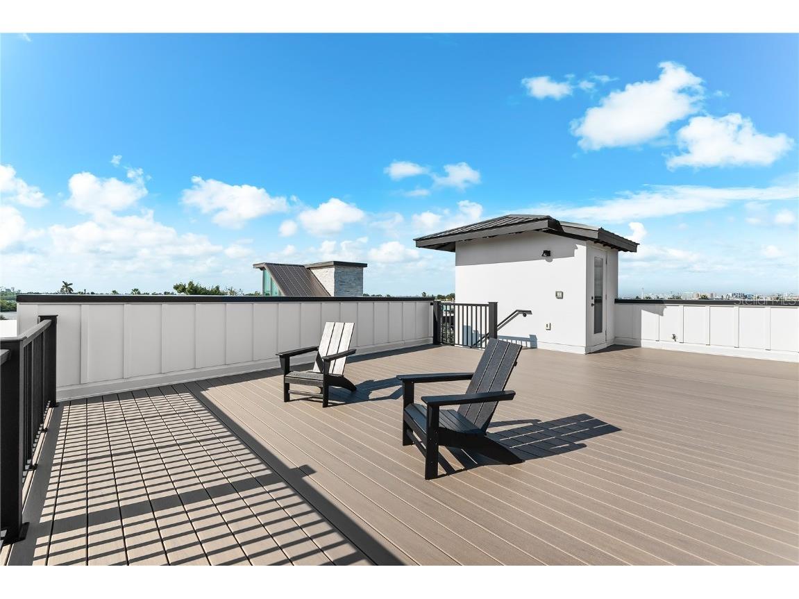 551 S Washington Drive Sarasota FL 34236 A4668634 image90