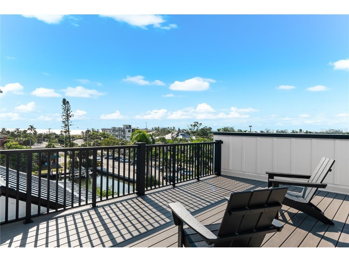 551 S Washington Drive Sarasota FL 34236 A4668634 image94