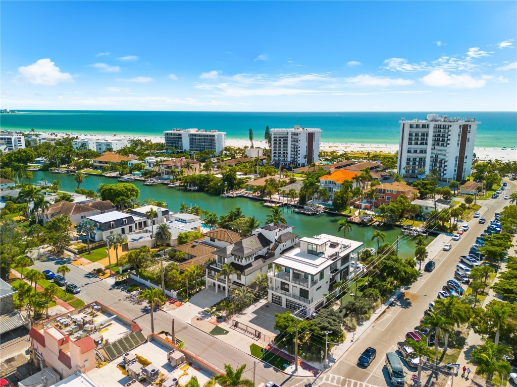 551 S Washington Drive Sarasota FL 34236 A4668634 image97