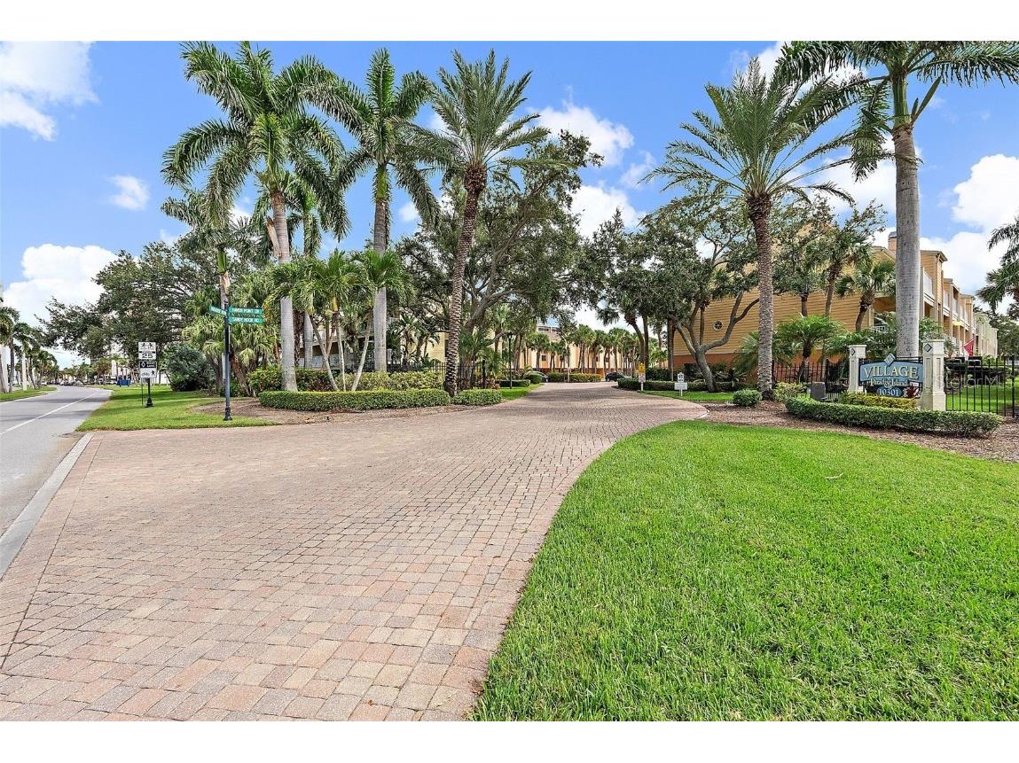 551 Sandy Hook Road Treasure Island FL 33706 - BOCA CIEGA BAY TB8436928 image3