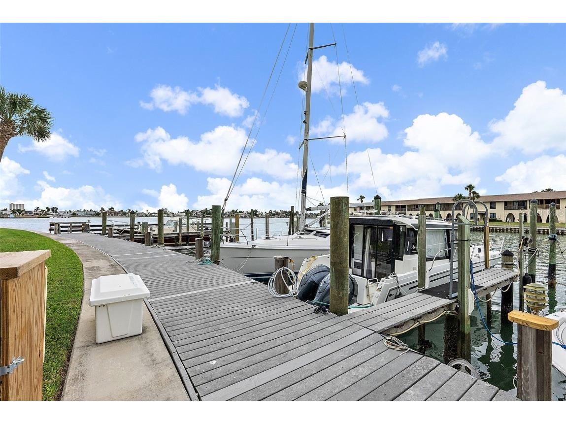 551 Sandy Hook Road Treasure Island FL 33706 - BOCA CIEGA BAY TB8436928 image43