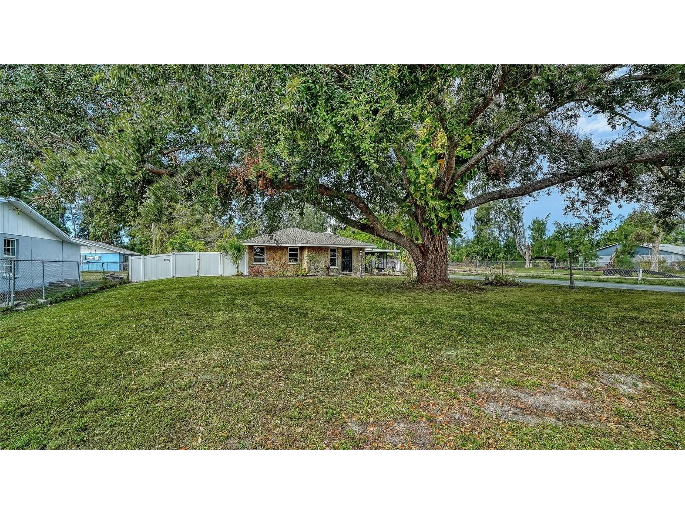 5510 16th Street W Bradenton FL 34207 A4674996 image1