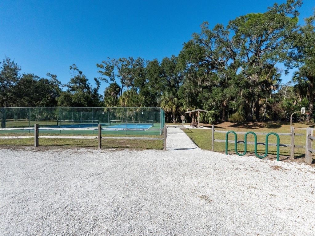 5510 Chanteclaire #46 Sarasota FL 34235 A4675888 image60