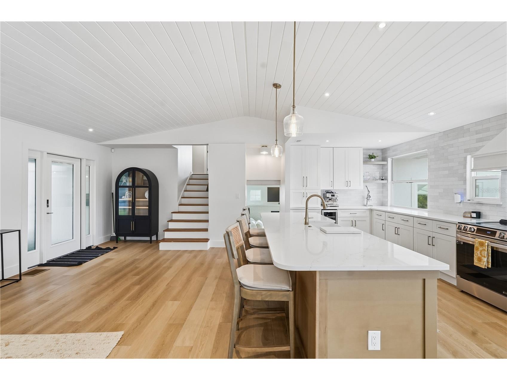 5510 Venetian Boulevard NE Saint Petersburg FL 33703 TB8452873 image10