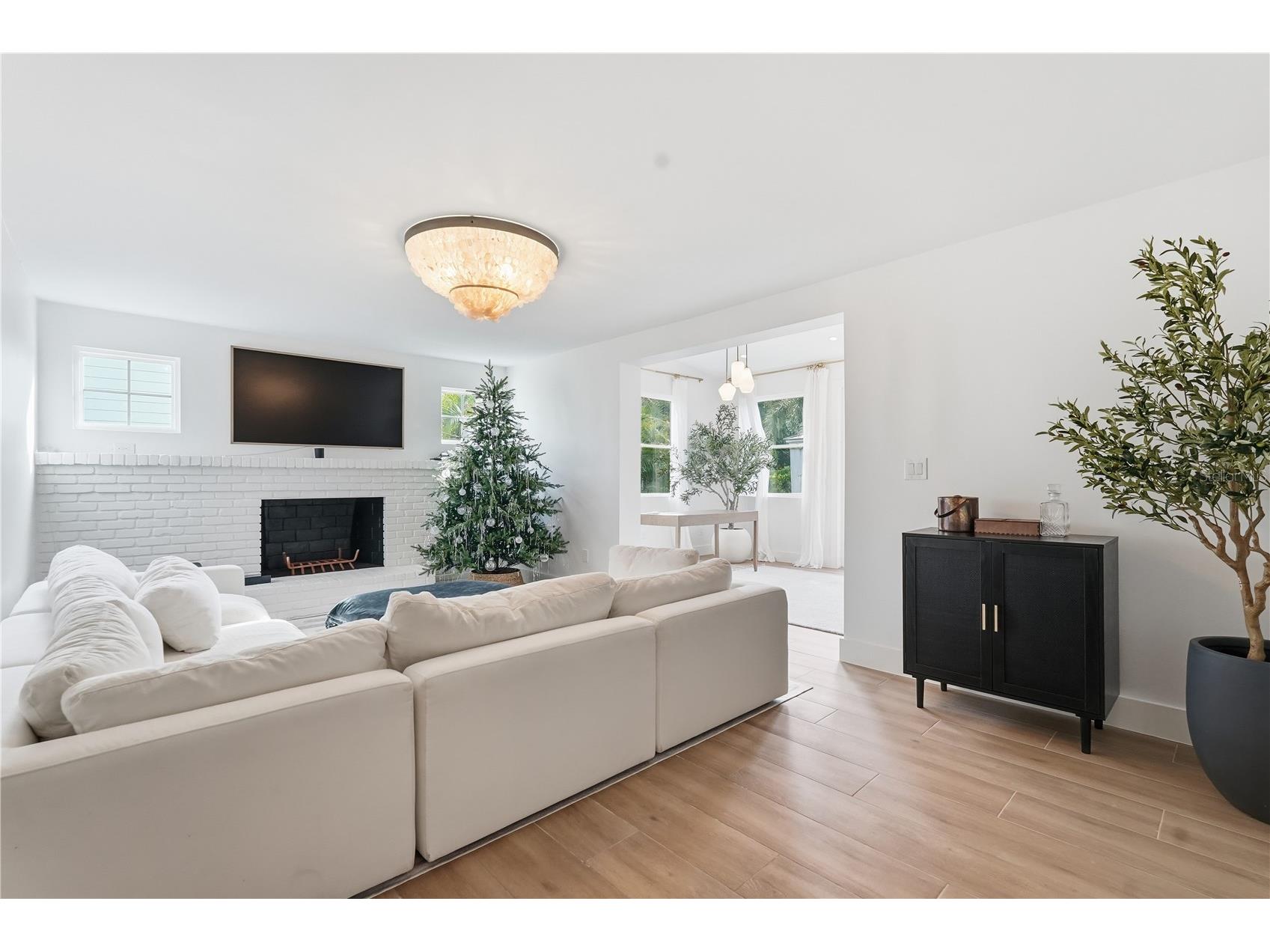 5510 Venetian Boulevard NE Saint Petersburg FL 33703 TB8452873 image12