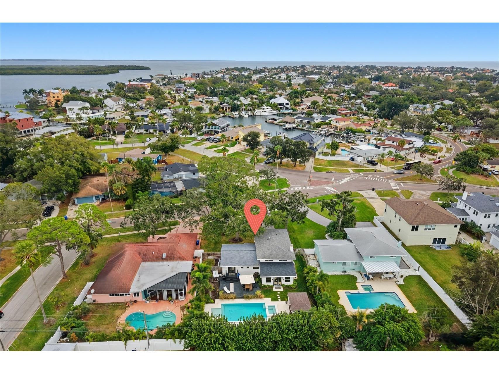 5510 Venetian Boulevard NE Saint Petersburg FL 33703 TB8452873 image2