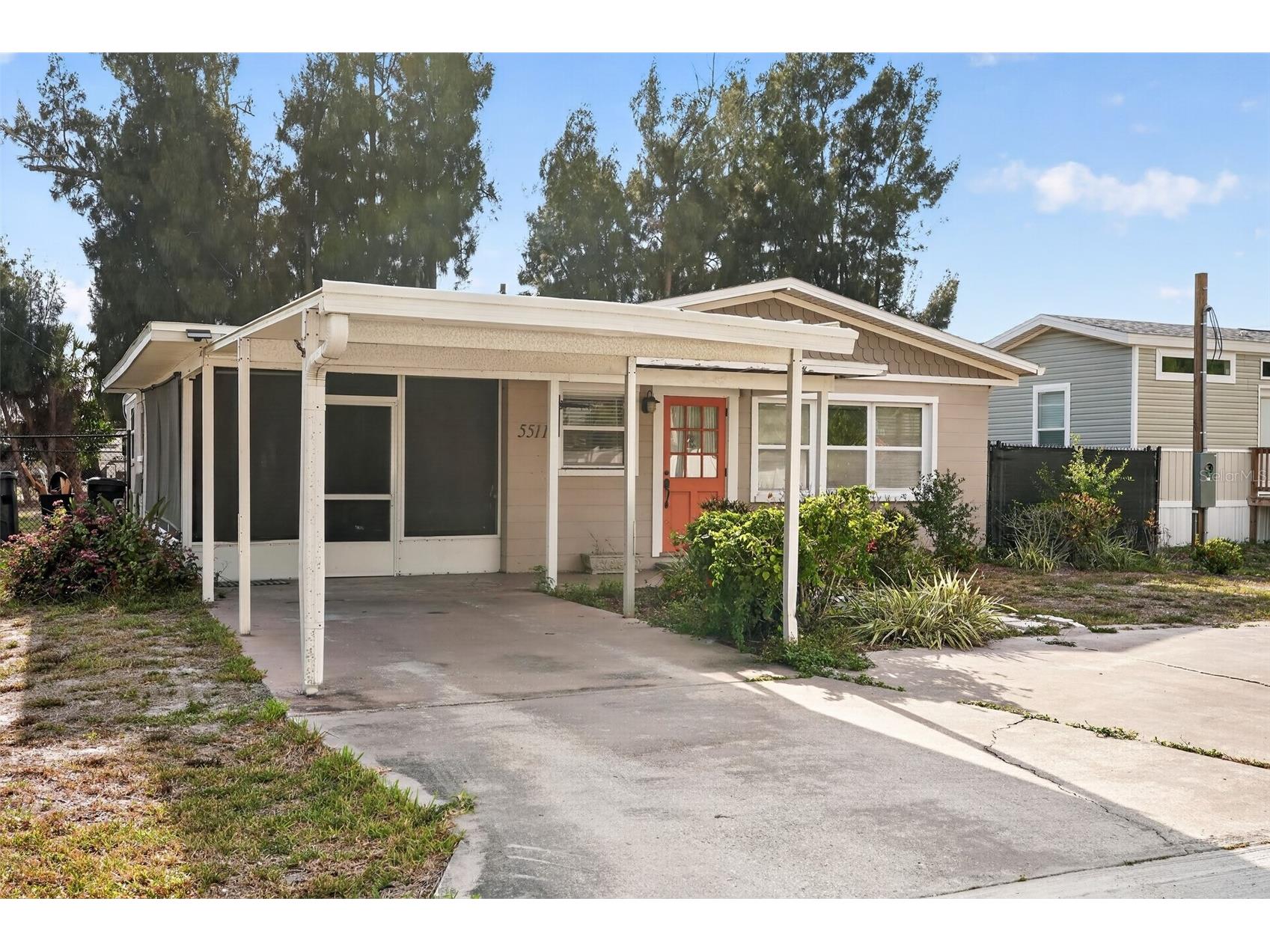 5511 3rd Street W Bradenton FL 34207 A4696759 image1