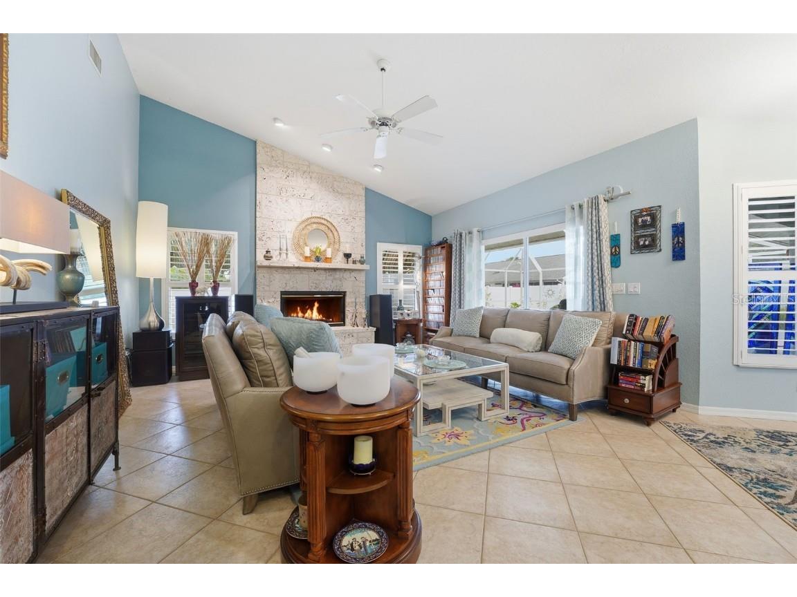 5511 61st Lane E Bradenton FL 34203 A4674407 image17