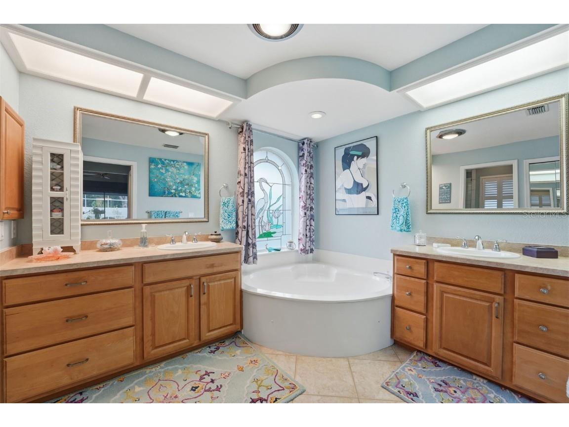 5511 61st Lane E Bradenton FL 34203 A4674407 image25