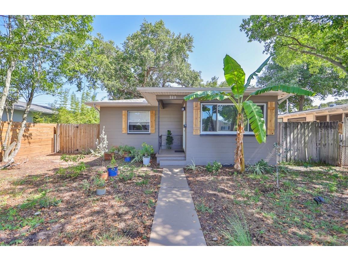 5511 Dartmouth Avenue N Saint Petersburg FL 33710 U8200905 image1