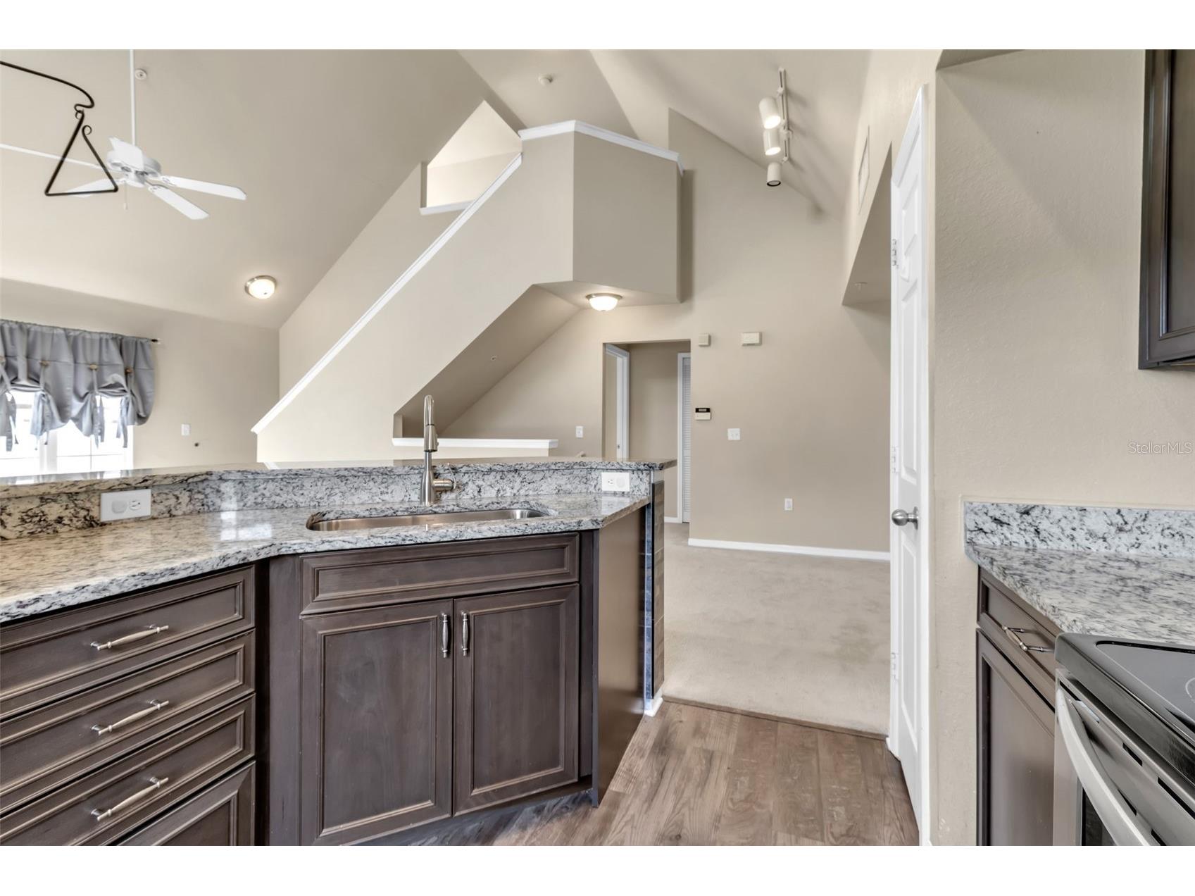 5511 Rosehill Road #203 Sarasota FL 34233 A4688309 image13